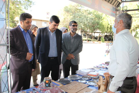 گزارش تصویری ا افتتاحیه نمایشگاه دستاوردهای مددجویان بهزیستی استان مرکزی
