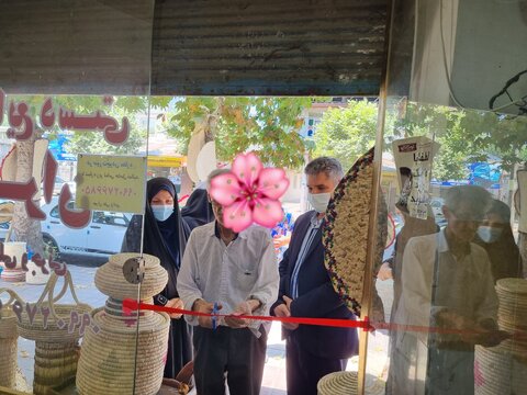 افتتاح طرح های خود اشتغالی در شهرستان لاهیجان