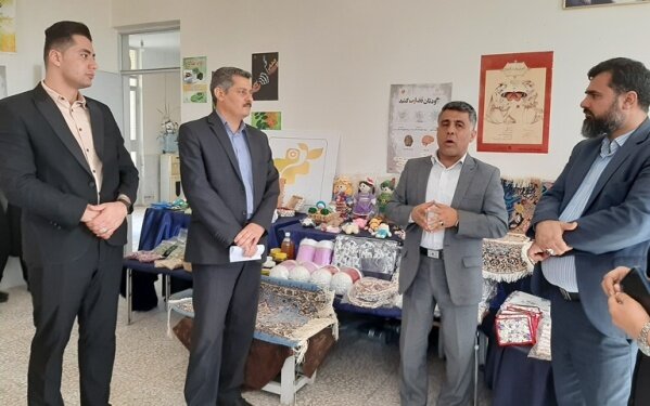 اردستان | آئین افتتاح ۲۶ طرح اشتغالزایی مددجویان بهزیستی