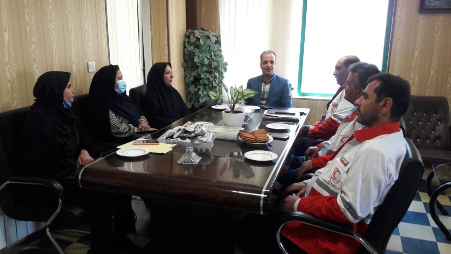 شهرستان همدان | همکاری دو جانبه هلال احمر شهرستان با بهزیستی شهرستان