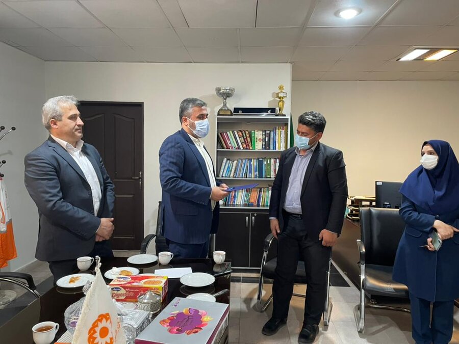 ملارد| دیدار فرماندار با رئیس و کارکنان اداره بهزیستی