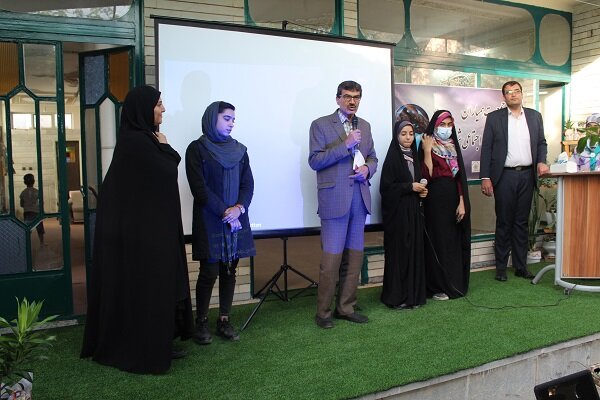 شهرضا| افتتاحیه پایگاه ثابت همیاران سلامت روان اجتماعی در هفته بهزیستی