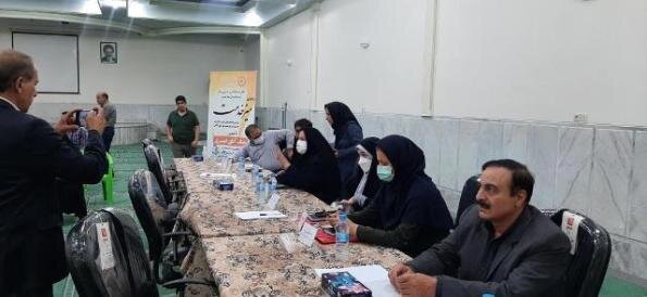 میز خدمت بهزیستی شهرستان کاشان برپا شد