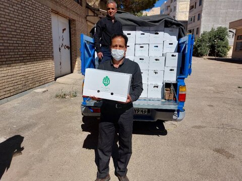 گزارش تصویری | توزیع یک هزار 530 پک لبنی در بین توانخواهان بهزیستی استان