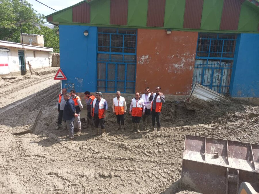 بازدید میدانی کارشناس طرح محب بهزیستی استان تهران از مناطق سیل زده فیروزکوه