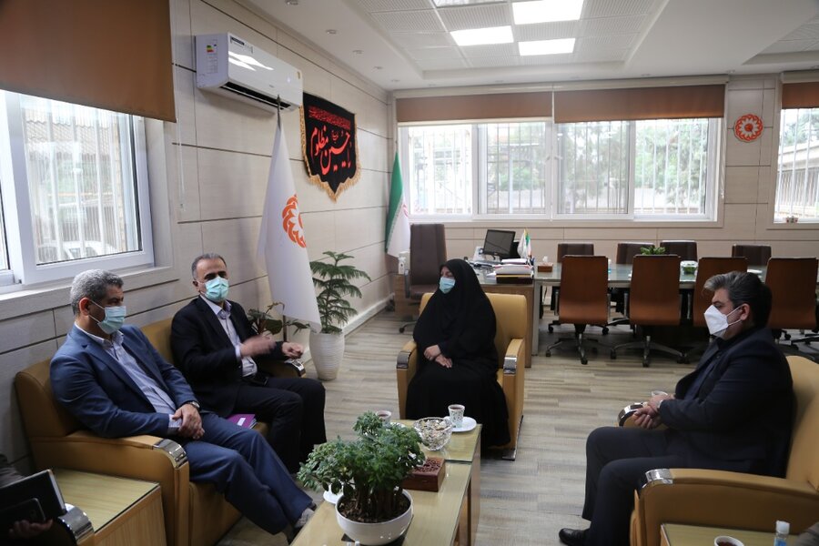 دیدار مدیر امور شعب بانک ملی استان مازندران با مدیرکل بهزیستی استان