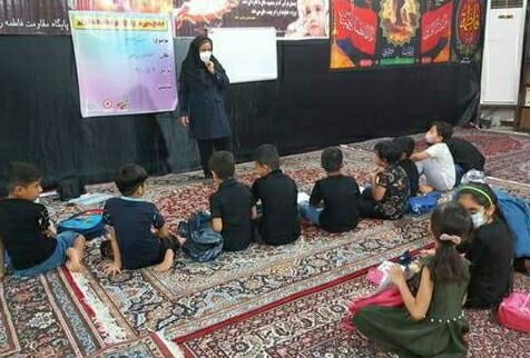 سفره نذری حضرت رقیه (س) با حضور کودکان تحت پوشش بهزیستی کنگان  برگزار شد
