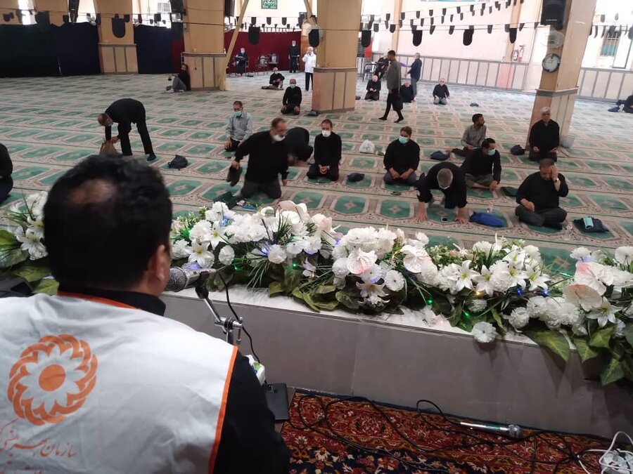اسلامشهر| استقرار میز خدمت در مصلی نمازجمعه