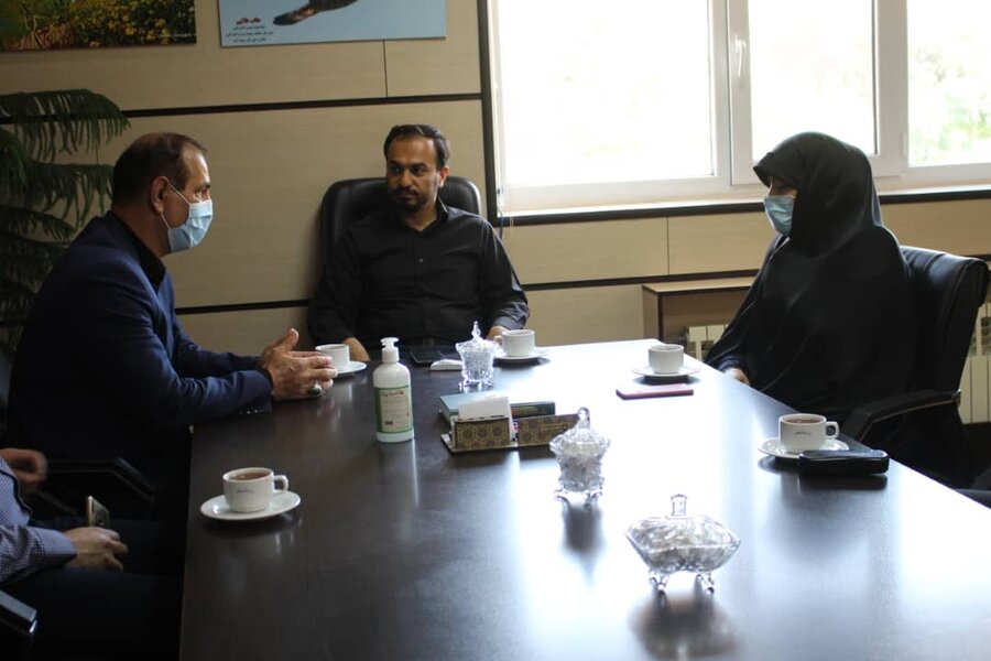 مدیرکل پدافند غیرعامل بهزیستی کشور به همراه مدیرکل بهزیستی البرز با فرماندار شهرستان طالقان دیدار کردند