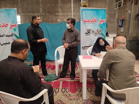 مدیر کل بهزیستی خوزستان در میز خدمت مصلای اهواز  پاسخگوی در خواستهای مردمی شد