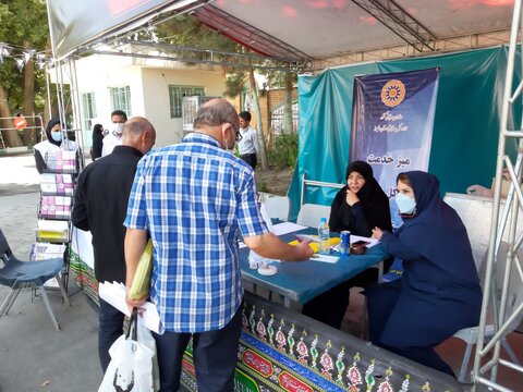 برپایی میز خدمت بهزیستی البرز در مصلّی نماز جمعه کلانشهر کرج