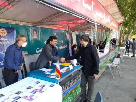 برپایی میز خدمت بهزیستی البرز در مصلّی نماز جمعه کلانشهر کرج