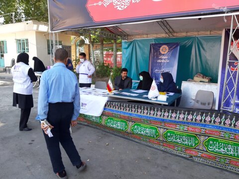 برپایی میز خدمت بهزیستی البرز در مصلّی نماز جمعه کلانشهر کرج