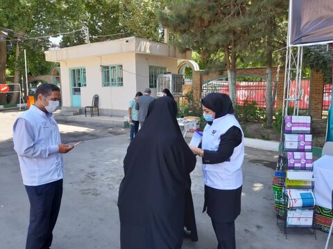 برپایی میز خدمت بهزیستی البرز در مصلّی نماز جمعه کلانشهر کرج