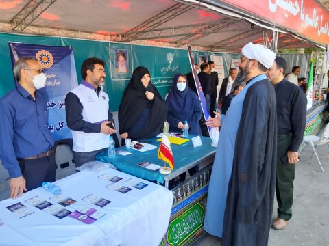 برپایی میز خدمت بهزیستی البرز در مصلّی نماز جمعه کلانشهر کرج