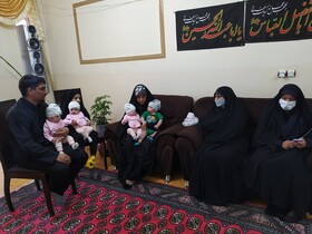 دیدار معاون امور زنان و خانواده رئیس جمهور با خانواده چهار قلوهای کرمانی