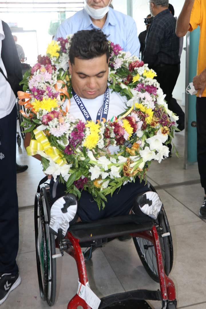 کسب بیش از ۵۰ مدال رنگارنگ توسط ورزشکاران دارای معلولیت کرمانی