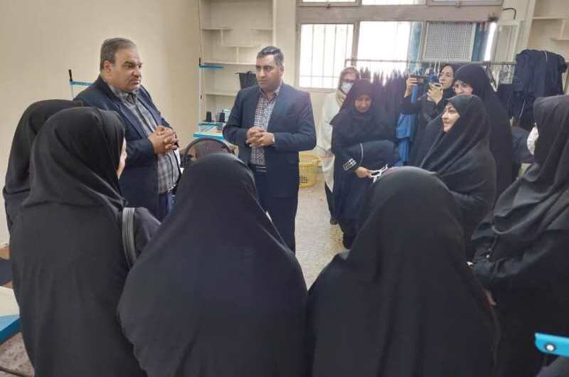اصفهان| کارگاه خیاطی گروه همیار زنان سرپرست خانوار افتتاح شد