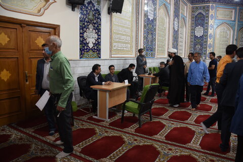 میز خدمت بهزیستی خراسان رضوی در مساجد مشهد