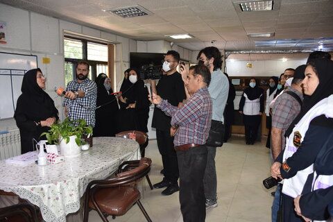 گزارش تصویری | برگزاری تور خبری بهزیستی خراسان رضوی در دو مرکز اورژانس اجتماعی و صدای مشاور
