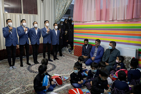 حضور تولیت آستان قدس رضوی در جمع کودکان بهزیستی مرکز شکوه مهر مشهد