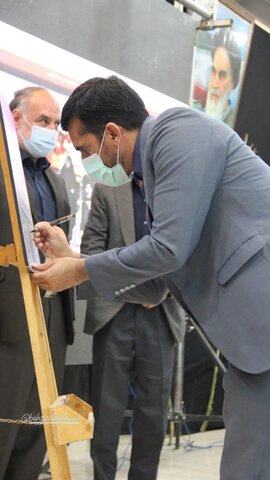 گزارش تصویری/هجدهمین همایش کشوری ادبیات عاشورایی  در شیراز با حضور جناب آقای قادری معاون وزیر ورئیس سازمان بهزیستی کشور