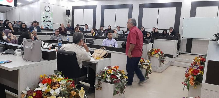 نشست تخصصی پیشگیری از خودکشی