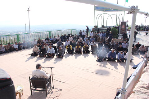 کوه گشت کارکنان اداره کل بهزیستی استان به مناسبت هفته دفاع مقدس