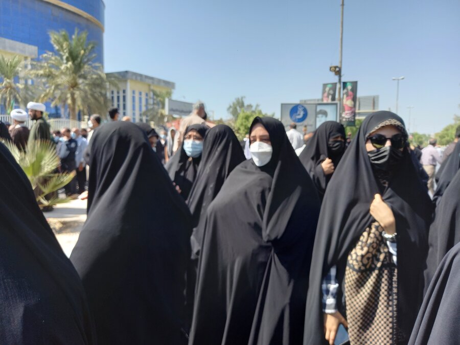 حضور مدیر کل و معاونین بهزیستی در راهپیمایی مردم استان بوشهر