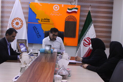 میز خدمت ویژه خانواده های شاهد و ایثارگر کارکنان بهزیستی بوشهر برپا شد