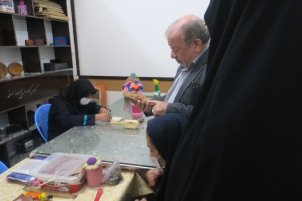 گلپایگان| بازدید نماینده مردم شهرستانهای گلپایگان و خوانسار در مجلس شورای اسلامی از مراکز توانبخشی تحت نظارت بهزیستی