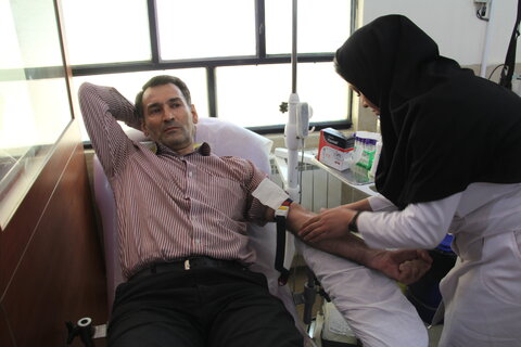 گزارش تصویری| اهدا خون کارکنان بهزیستی ایلام