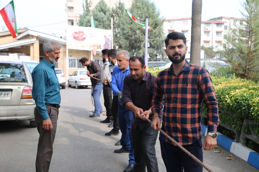 مسابقه طناب کشی در بهزیستی مازندران برگزار شد