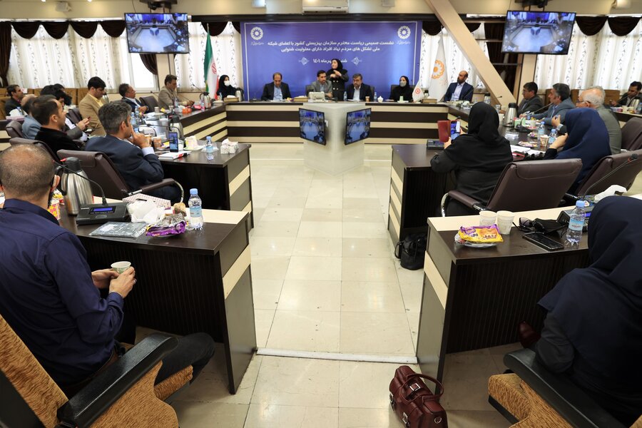 نشست صمیمی ریاست سازمان بهزیستی کشور با اعضاء شبکه ملی تشکل‌های مردم‌نهاد افراد دارای معلولیت شنوایی