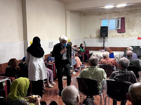 گزارش تصویری|مراسم روز جهانی سالمندان و بازدید مدیر کل و اعضای شورای معاونین بهزیستی فارس از سرای سالمندان