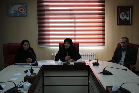 گزارش تصویری| به پاس کسب رتبه اول بهزیستی البرز در جشنواره شهید رجایی مدیرکل بهزیستی استان از همکاران خود تجلیل کرد