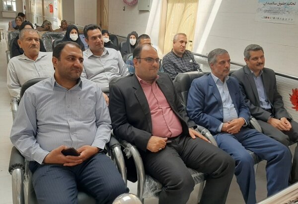 اردستان | گزارش تصویری | برگزاری مراسم روز جهانی سالمند