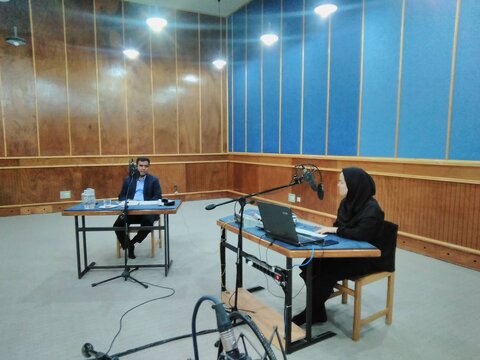 گزارش تصویری| حضور مدیر کل بهزیستی ایلام در برنامه رادیویی "صدای مشاور"