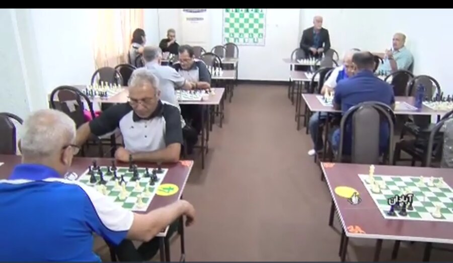 ببینیم/ بوشهر، بر سکوی دوم رقابت‌های شطرنج ناشنوایان 