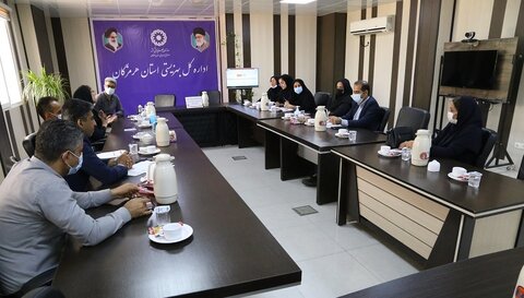 برگزاری نشست با بانک های عامل استان