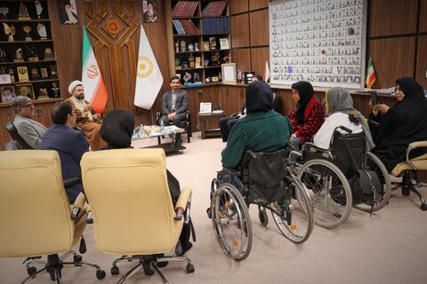 گزارش تصویری| دیدار استاندار مازندران و نمایندگان مردم شیراز و بناب با رئیس سازمان بهزیستی