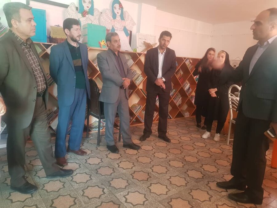 بازدید مدیرکل بهزیستی کردستان از تیم سیار برنامه پیشگیری از تنبلی چشم کودکان ۳ تا ۶ سال