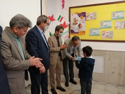 مراسم نمادین اجرای برنامه غربالگری بینایی کودکان ۳ تا ۶ سال استان خراسان جنوبی