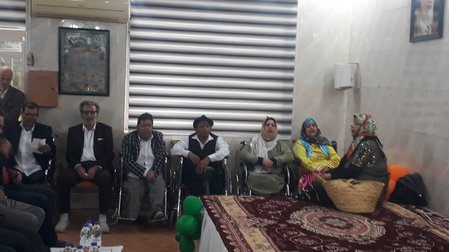 برگزاری جشن روز پرستار در آسایشگاه خیریه سالمندان و معلولین رشت