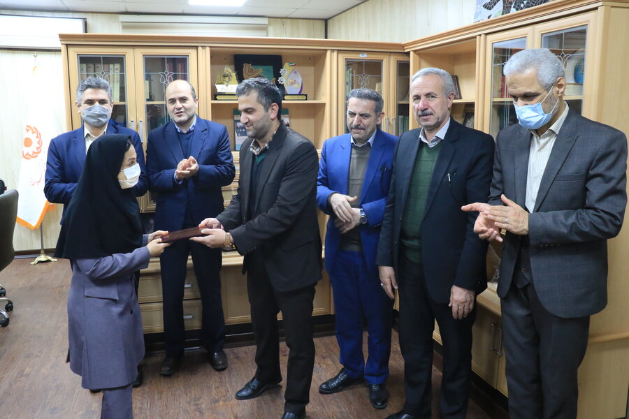 تقدیر مدیرکل بهزیستی گیلان از پرستاران شاغل در بهزیستی استان تقدیر مدیرکل بهزیستی گیلان از پرستاران شاغل در بهزیستی استان