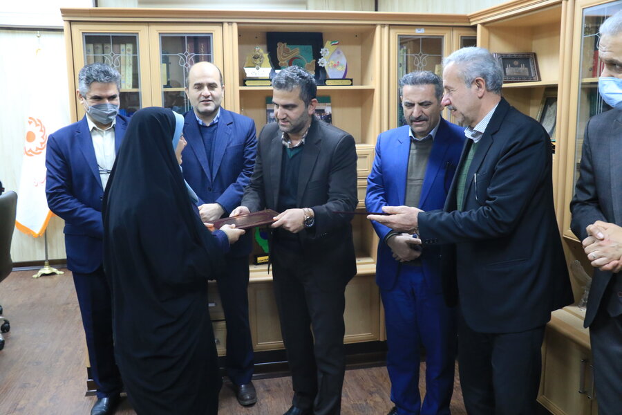 تقدیر مدیرکل بهزیستی گیلان از پرستاران شاغل در بهزیستی استان تقدیر مدیرکل بهزیستی گیلان از پرستاران شاغل در بهزیستی استان