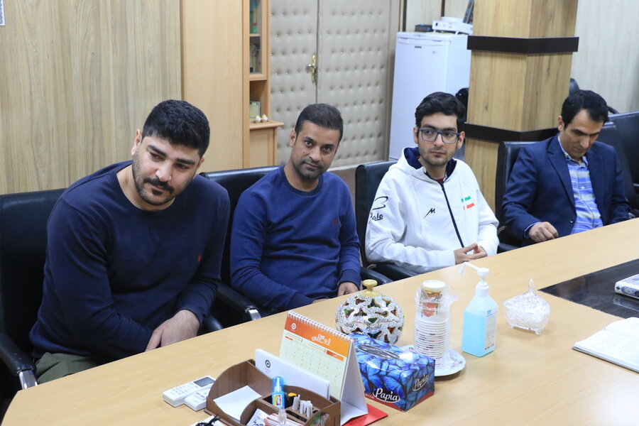 تقدیر مدیرکل بهزیستی گیلان از مدال آوران توانخواه در مسابقات جهانی والیبال نشسته بوسنی و شطرنج لهستان تقدیر مدیرکل بهزیستی گیلان از مدال آوران توانخواه در مسابقات جهانی والیبال نشسته بوسنی و شطرنج لهستان