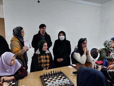 آ-شرقی-شطرنج معلولین