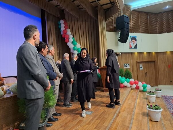 خمینیشهر| برگزاری جشن ویژه پرستاران و مراقبین مراکز توانبخشی بهزیستی