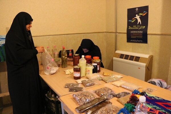 فریدونشهر| تکریم مددجویان وظیفه همگانی